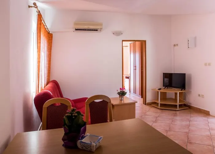 Nikoletic Apartment *