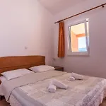 Nikoletic Клек