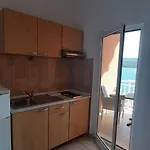Nikoletic