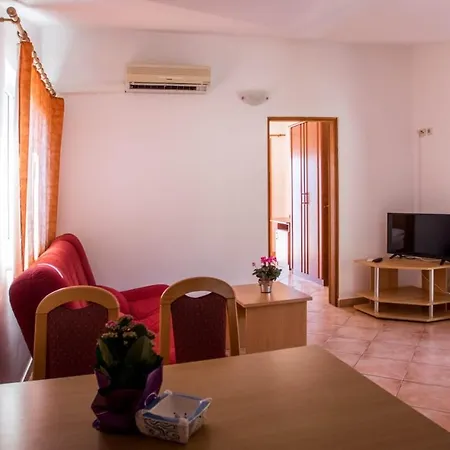 Nikoletic Appartement *